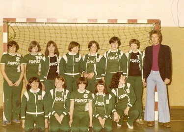 1976-1977 Damen